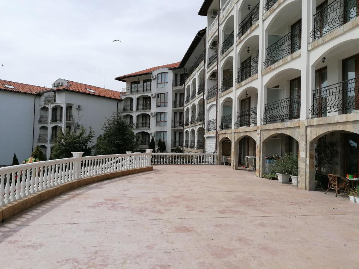 Triumph Holiday Village Szveti Vlasz Kültér fotó