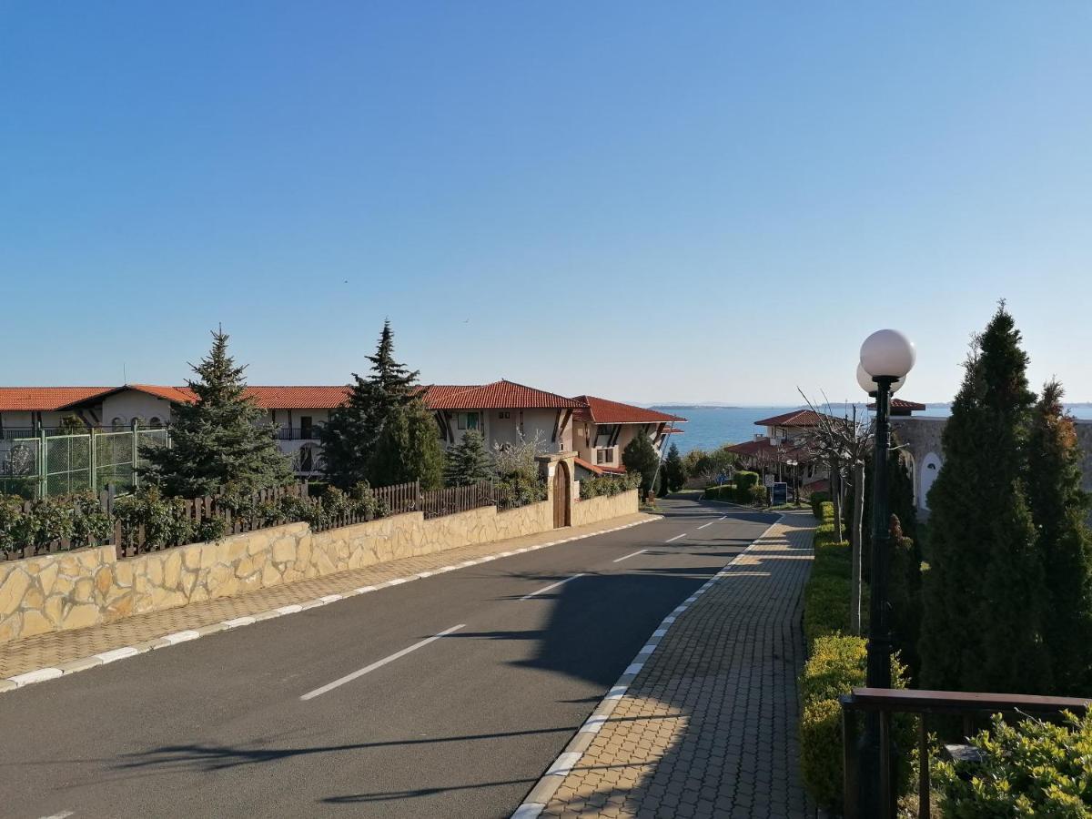 Triumph Holiday Village Szveti Vlasz Kültér fotó