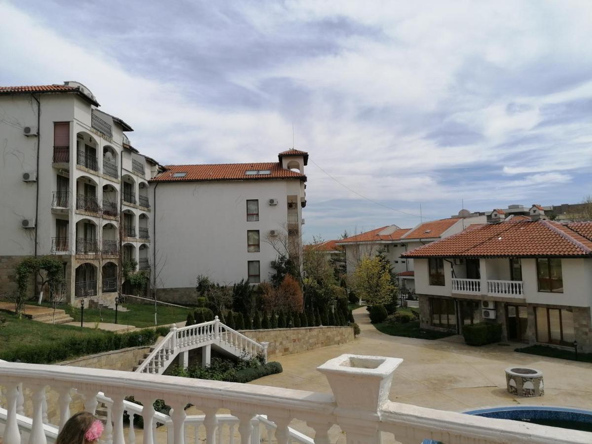 Triumph Holiday Village Szveti Vlasz Kültér fotó