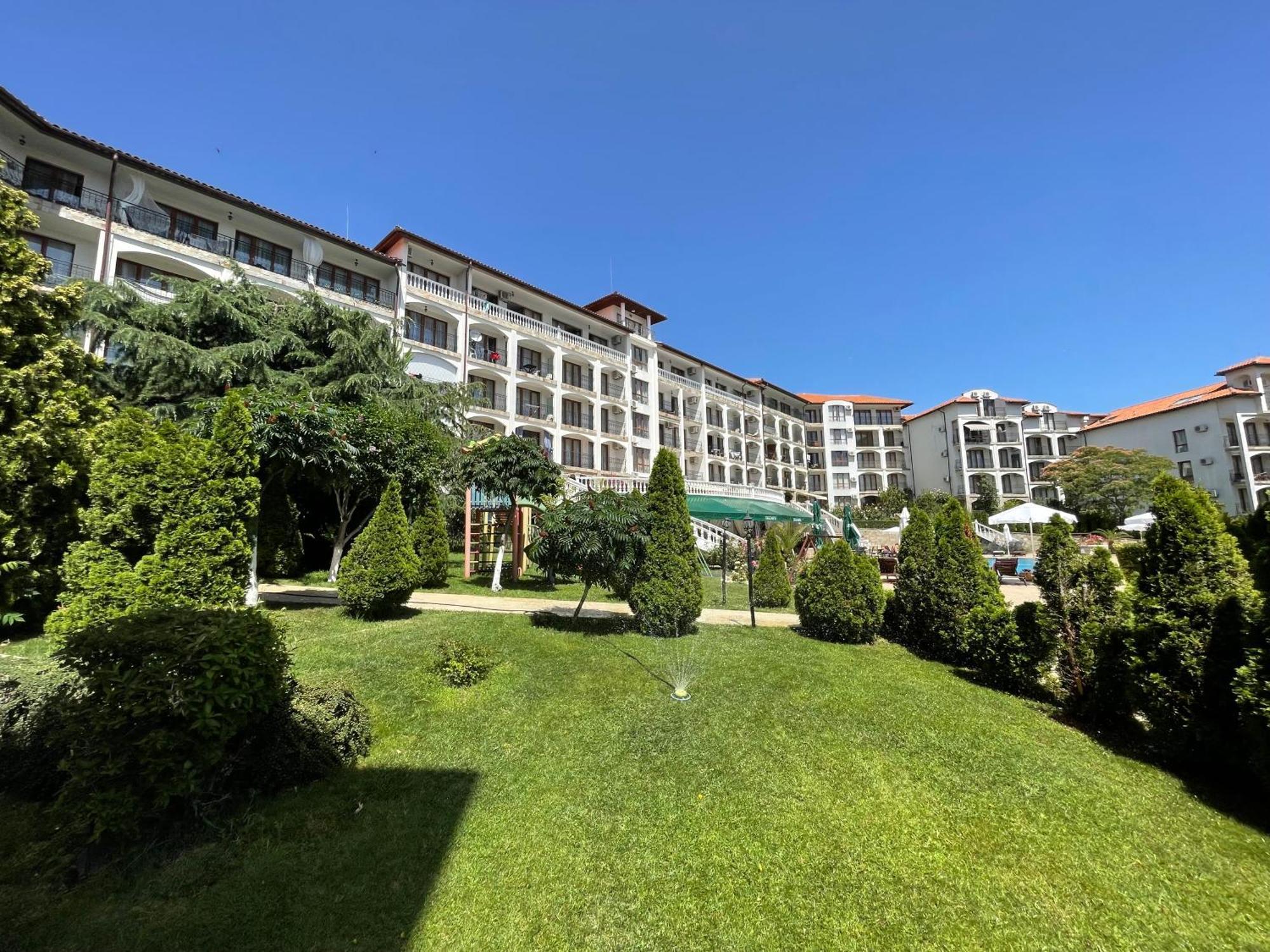 Triumph Holiday Village Szveti Vlasz Kültér fotó