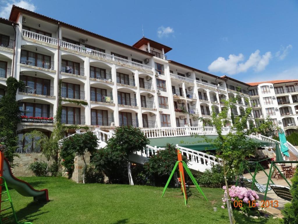 Triumph Holiday Village Szveti Vlasz Kültér fotó
