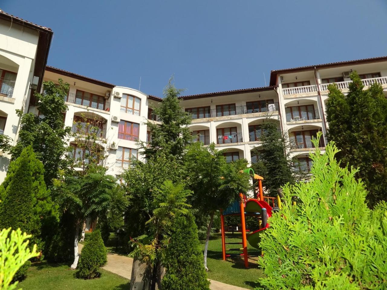 Triumph Holiday Village Szveti Vlasz Kültér fotó
